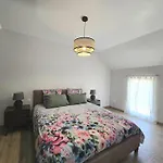 Charmante Maison Avec Piscine Chauffee Privee Au Coeur Du Perigord Noir - Fr-1-616-530 بيت للعطل *