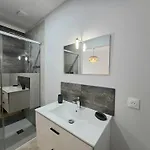 Charmante Maison Avec Piscine Chauffee Privee Au Coeur Du Perigord Noir - Fr-1-616-530 *