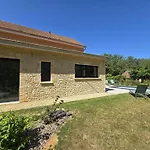 Charmante Maison Avec Piscine Chauffee Privee Au Coeur Du Perigord Noir - Fr-1-616-530